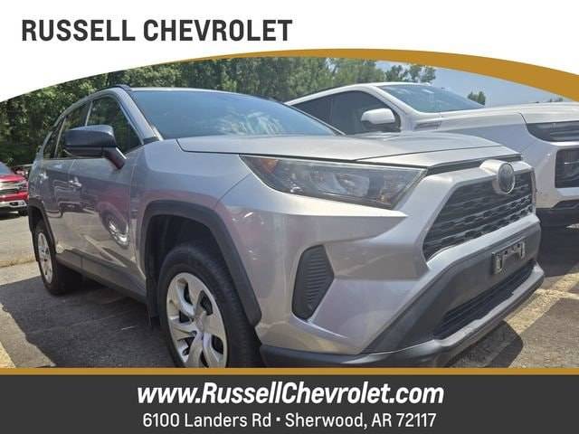 2019 Toyota RAV4 LE AWD photo