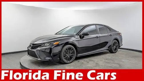 2019 Toyota Camry SE FWD photo