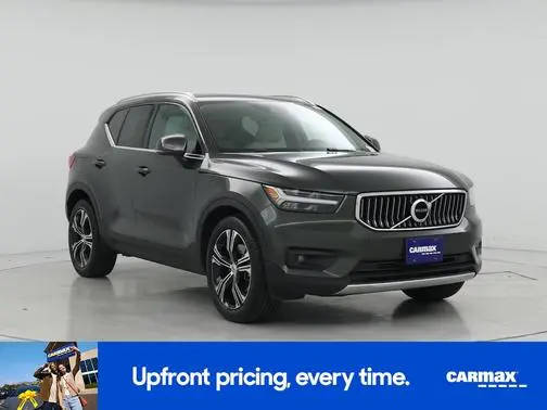 2019 Volvo XC40 Inscription AWD photo