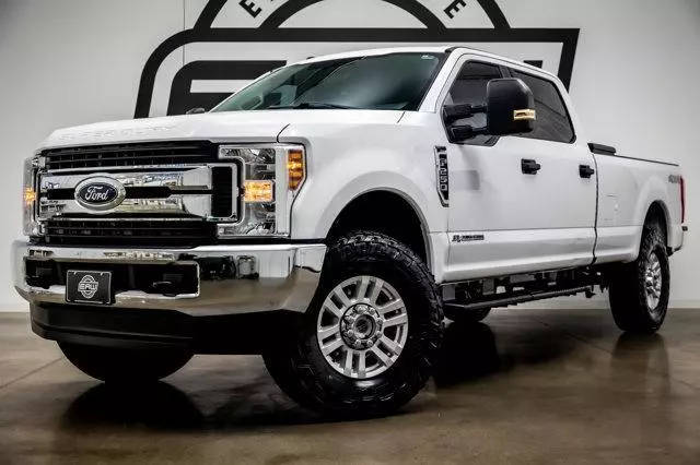 2019 Ford F-250 Super Duty XLT 4WD photo