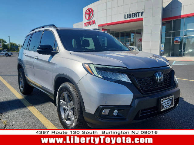 2019 Honda Passport Touring AWD photo