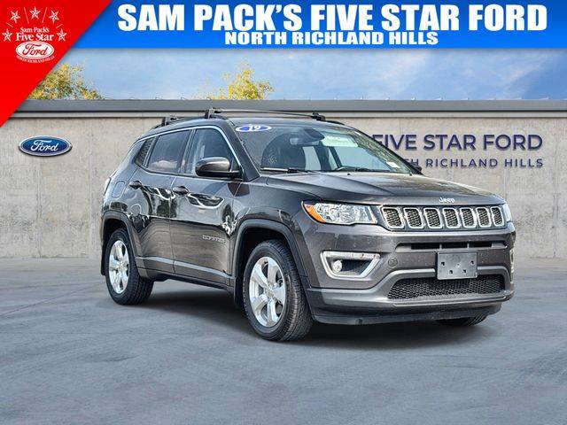 2019 Jeep Compass Latitude FWD photo