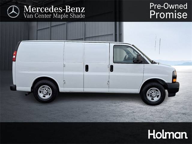 2019 Chevrolet Express Cargo  RWD photo
