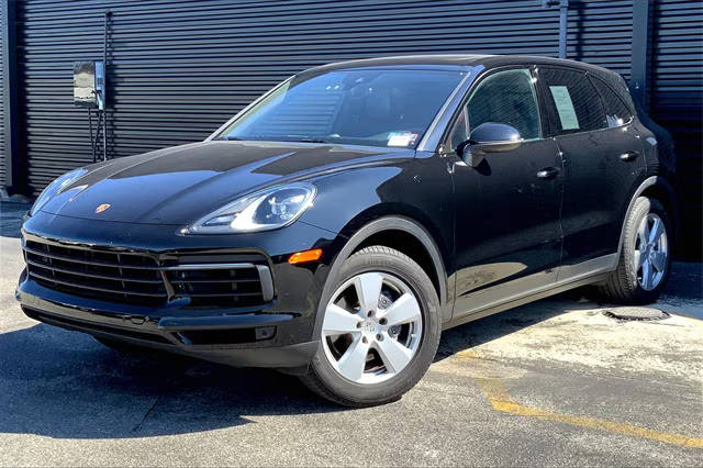 2019 Porsche Cayenne  AWD photo