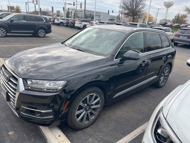 2019 Audi Q7 SE Premium Plus AWD photo