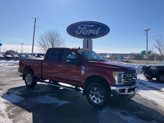 2019 Ford F-250 Super Duty LARIAT 4WD photo