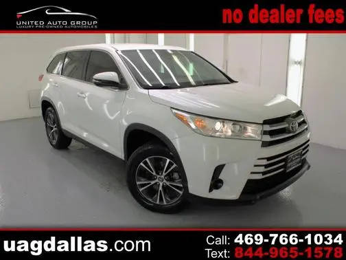 2019 Toyota Highlander LE FWD photo