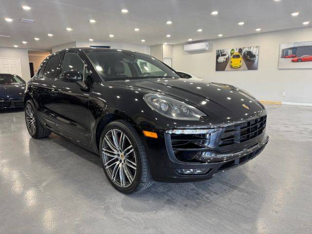 2017 Porsche Macan GTS AWD photo