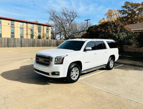 2016 GMC Yukon XL SLE 4WD photo