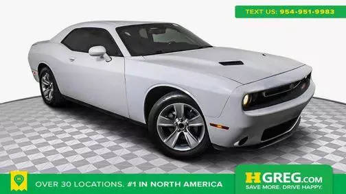 2019 Dodge Challenger SXT RWD photo