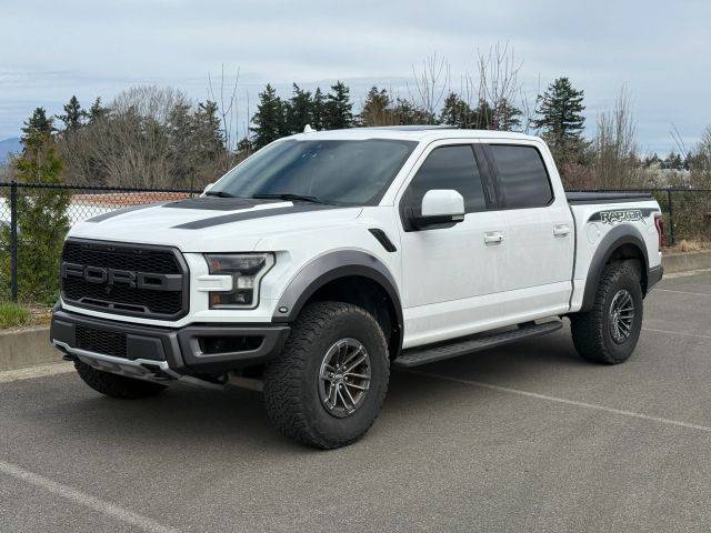 2019 Ford F-150 Raptor 4WD photo