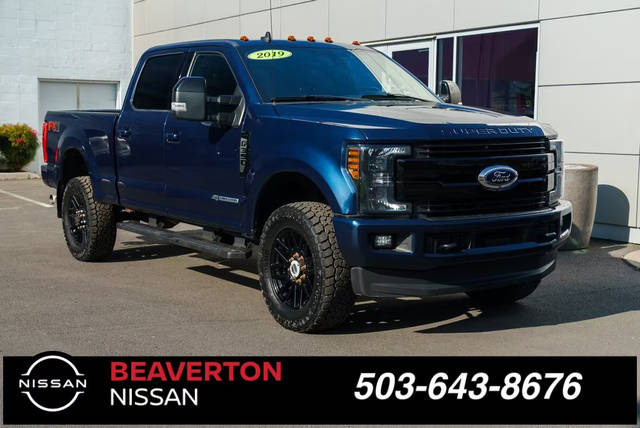 2019 Ford F-350 Super Duty LARIAT 4WD photo