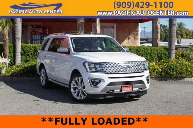 2019 Ford Expedition Platinum 4WD photo