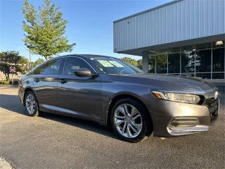 2019 Honda Accord LX 1.5T FWD photo