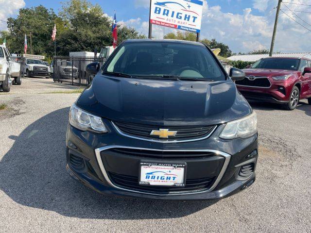 2019 Chevrolet Sonic LT FWD photo