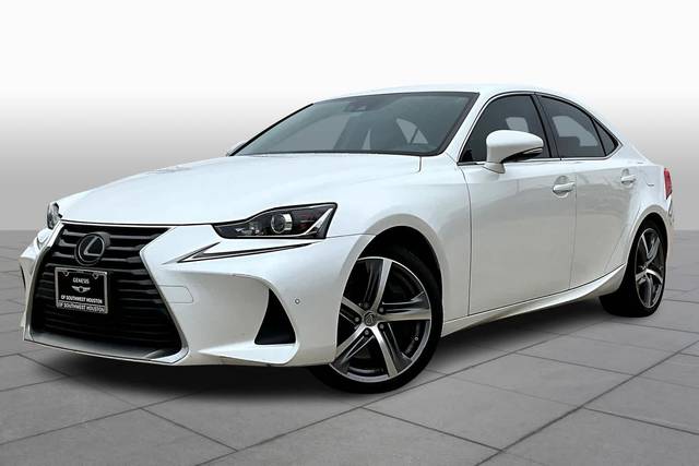 2019 Lexus IS IS 300 RWD photo