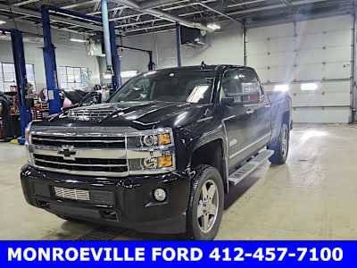 2018 Chevrolet Silverado 2500HD High Country 4WD photo