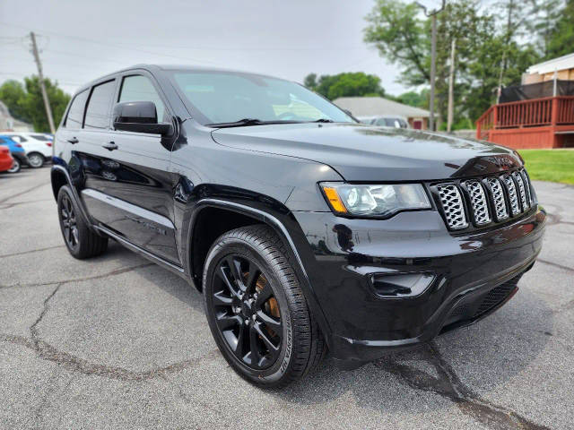 2019 Jeep Grand Cherokee Altitude 4WD photo
