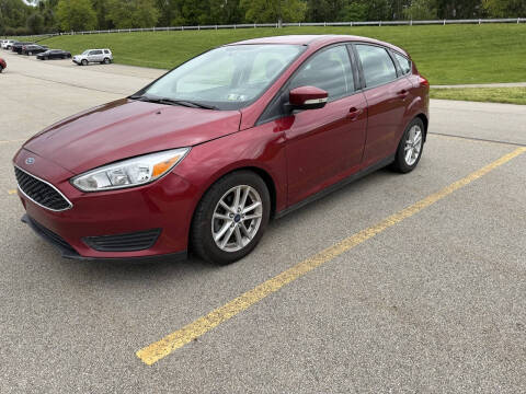 2016 Ford Focus SE FWD photo