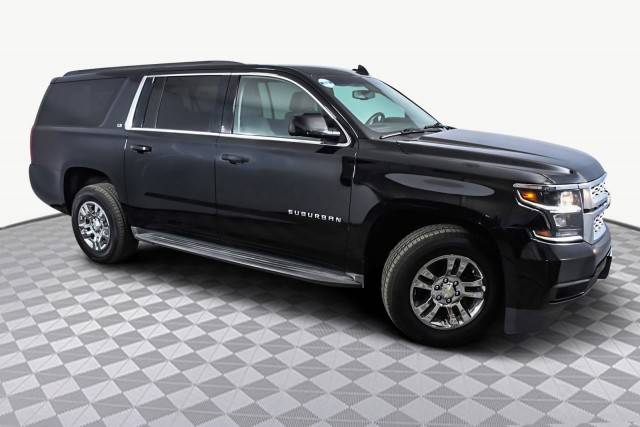 2015 Chevrolet Suburban LS 4WD photo