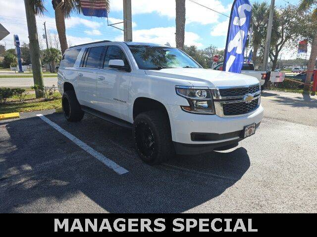 2018 Chevrolet Suburban LT 4WD photo