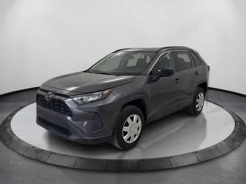 2019 Toyota RAV4 LE FWD photo