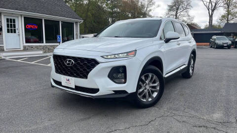 2019 Hyundai Santa Fe SE FWD photo