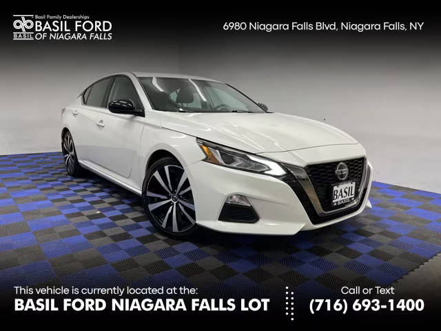 2019 Nissan Altima 2.0 SR FWD photo