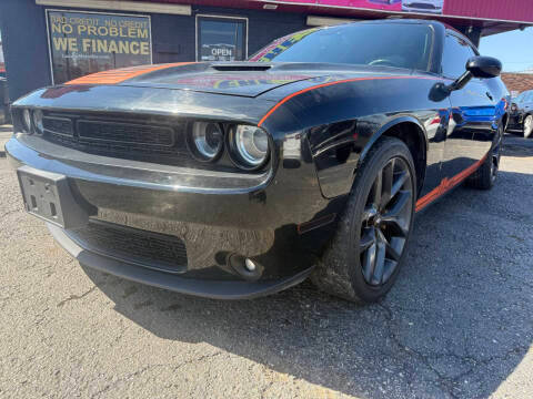 2019 Dodge Challenger SXT RWD photo