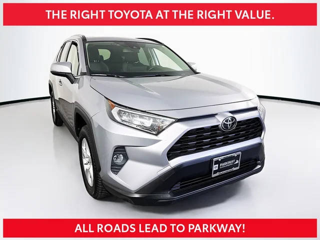2019 Toyota RAV4 XLE AWD photo