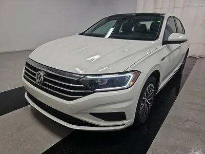 2019 Volkswagen Jetta SEL FWD photo