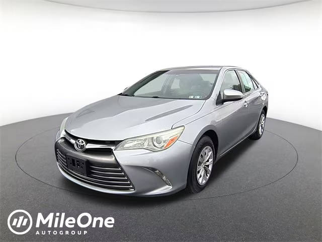 2015 Toyota Camry LE FWD photo