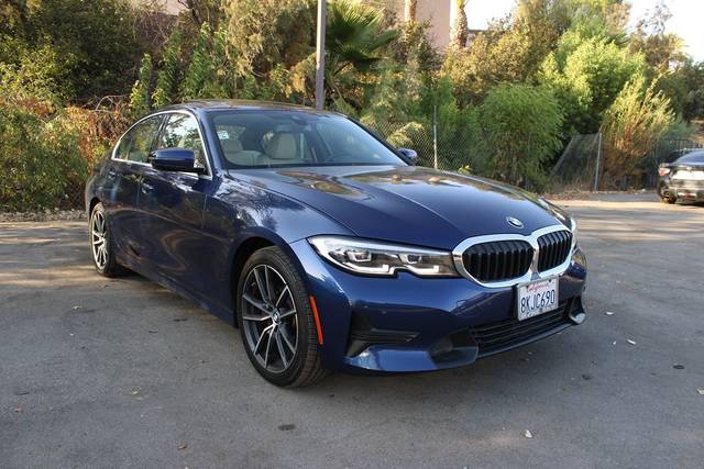 2019 BMW 3 Series 330i RWD photo