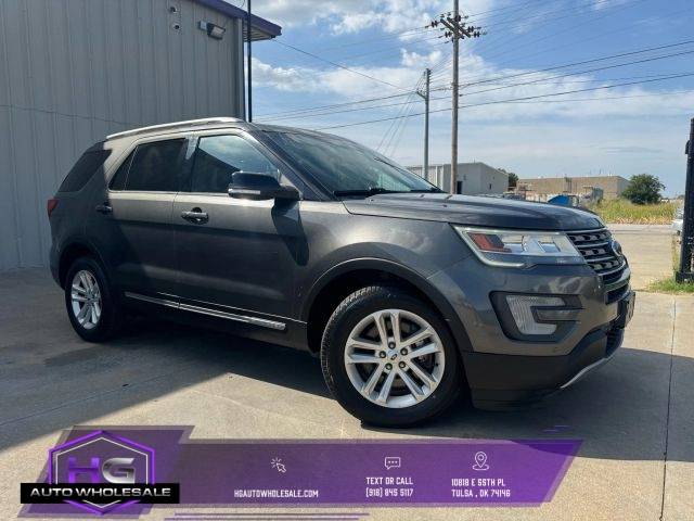 2016 Ford Explorer XLT FWD photo
