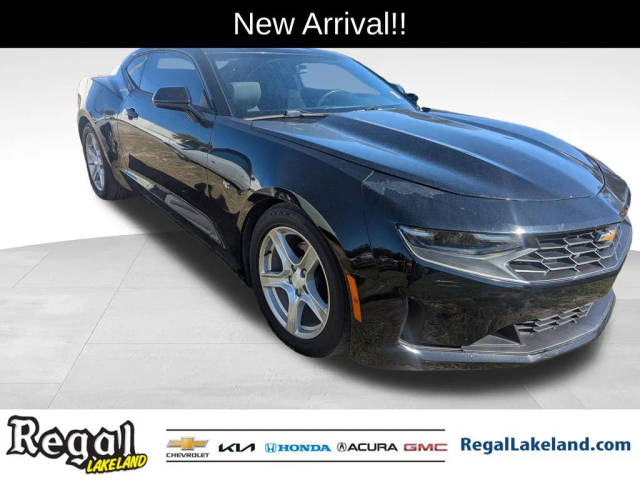 2019 Chevrolet Camaro 1LT RWD photo
