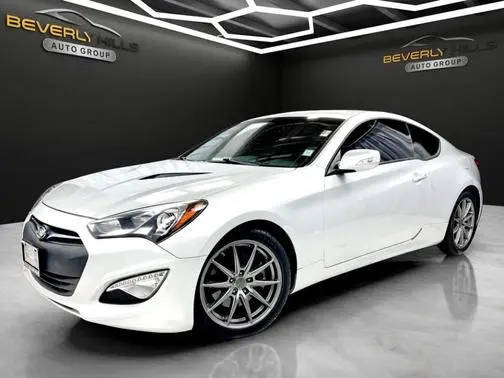 2015 Hyundai Genesis 3.8L Base RWD photo