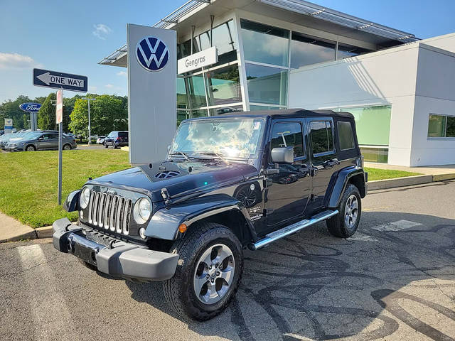 2016 Jeep Wrangler Unlimited Sahara 4WD photo