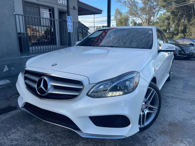 2016 Mercedes-Benz E-Class E 350 Sport RWD photo