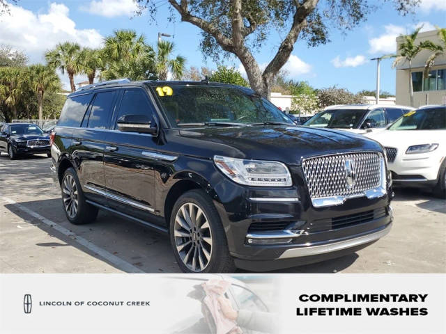 2019 Lincoln Navigator Select RWD photo