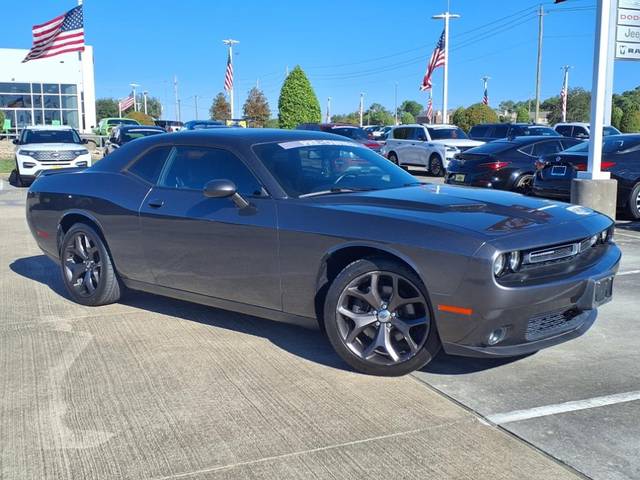 2019 Dodge Challenger SXT RWD photo