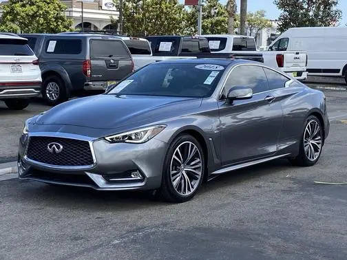 2018 Infiniti Q60 3.0t LUXE AWD photo