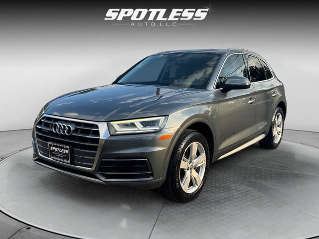 2019 Audi Q5 Premium Plus AWD photo