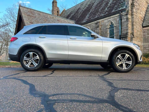 2019 Mercedes-Benz GLC-Class GLC 300 AWD photo