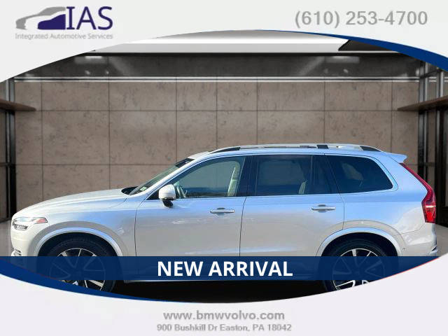 2019 Volvo XC90 Momentum AWD photo