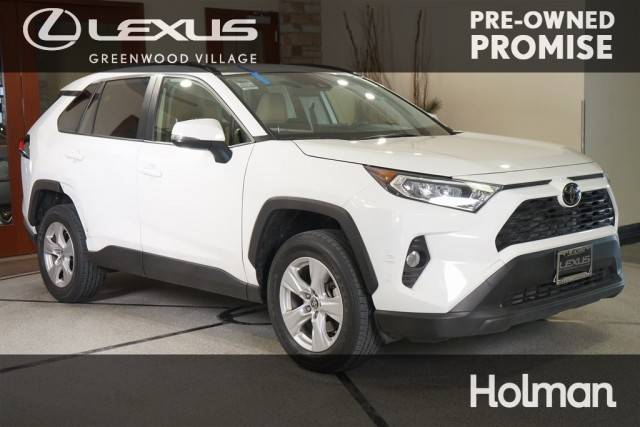 2019 Toyota RAV4 XLE AWD photo