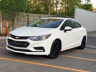 2018 Chevrolet Cruze LT FWD photo