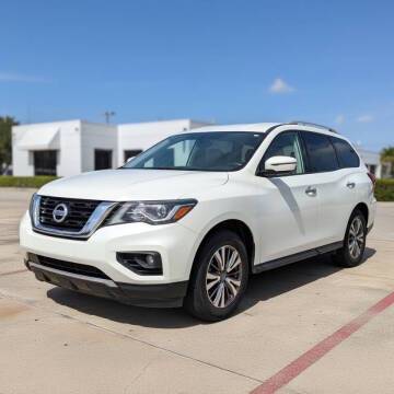2018 Nissan Pathfinder SV 4WD photo