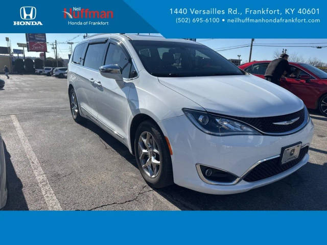 2018 Chrysler Pacifica Minivan Limited FWD photo