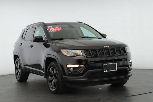 2019 Jeep Compass Latitude 4WD photo