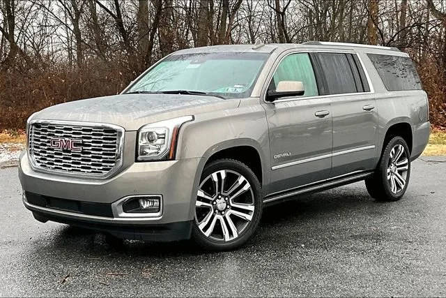 2019 GMC Yukon XL Denali 4WD photo